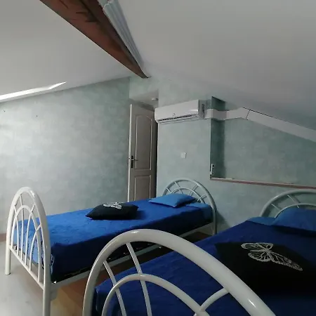 House Romantic