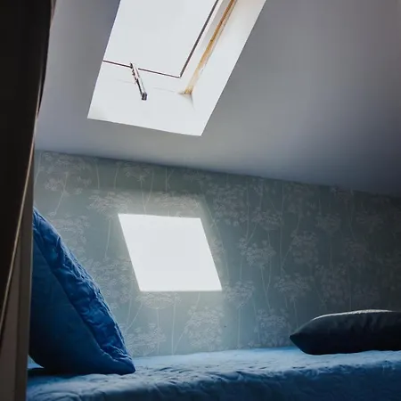 House Romantic